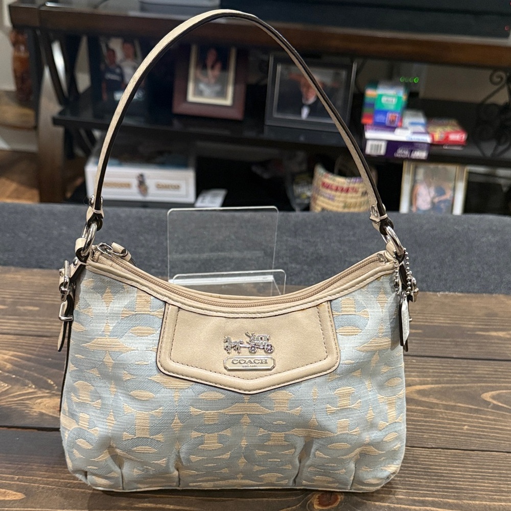 Coach Op Art Sufflette Small Hobo/Shoulder Bag (#45582)(with Hang Tag)(EUC) - Picture 17 of 17